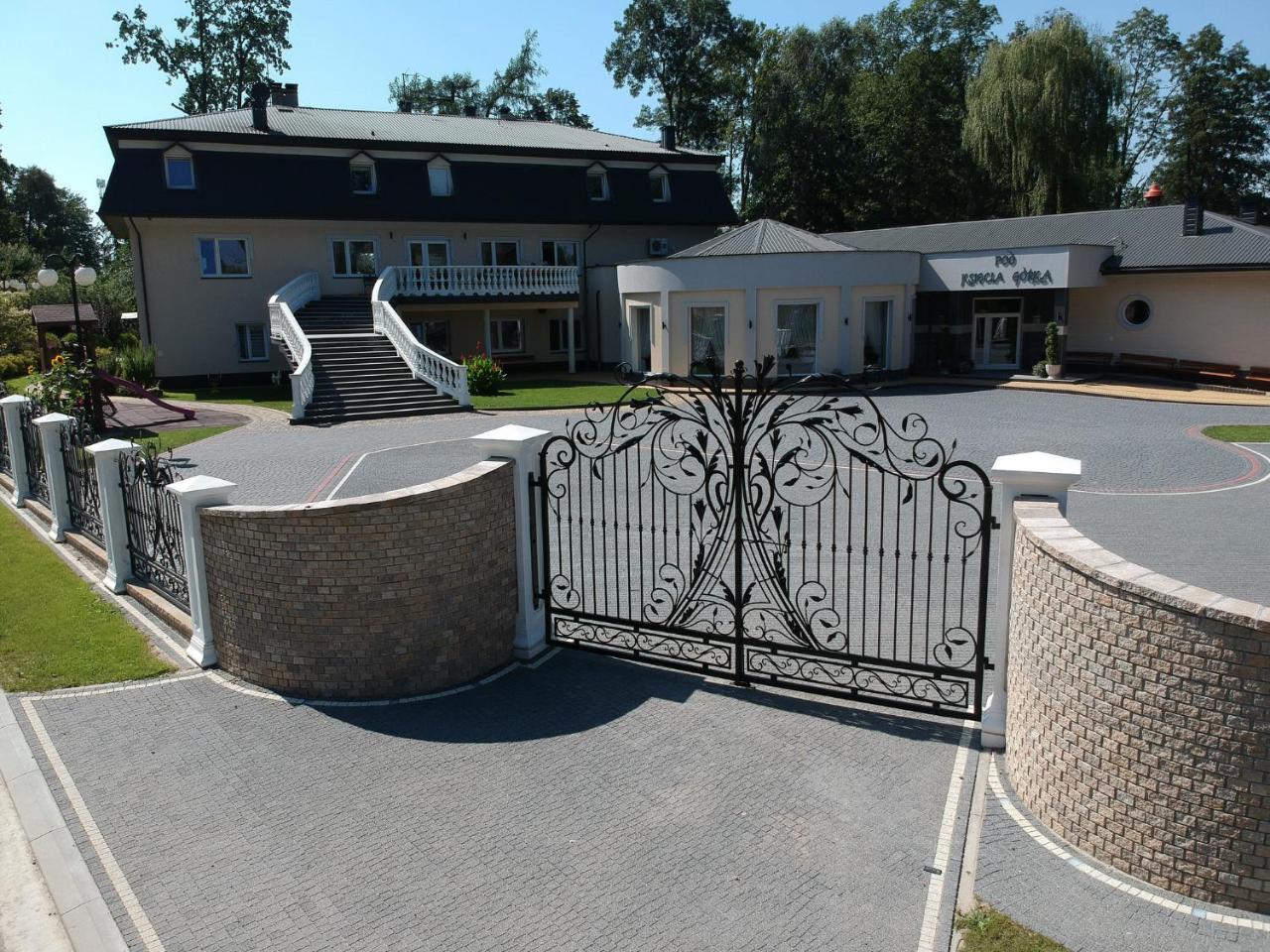 Hotel Pod Ksiecia Gorka Oleszyce Esterno foto
