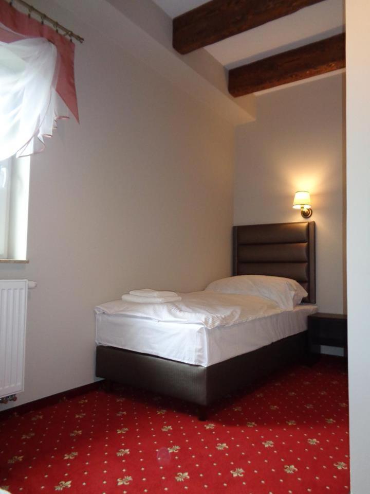 Hotel Pod Ksiecia Gorka Oleszyce Esterno foto
